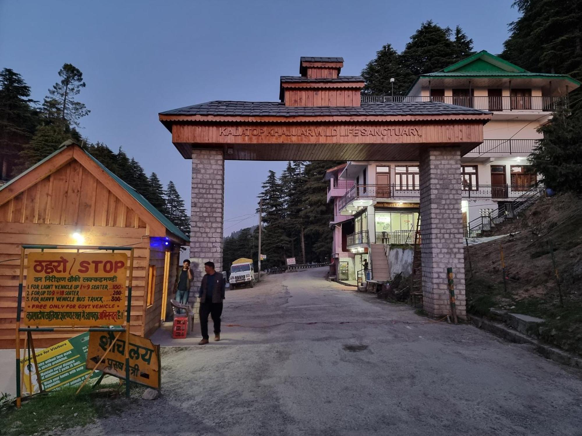 Forest Vibes Kalatop-Rooms And Restaurant Dalhousie Exteriér fotografie